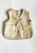 Load image into Gallery viewer, Fluffy Cloud Vest 2-4 Years