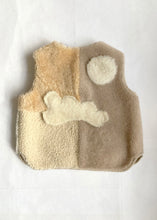 Load image into Gallery viewer, Fluffy Cloud Vest 4-6 Years