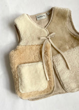 Load image into Gallery viewer, Fluffy Cloud Vest 6-8 Years