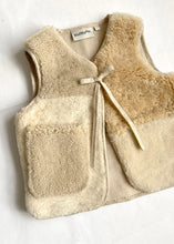 Load image into Gallery viewer, Fluffy Cloud Vest 6-8 Years