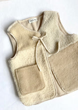 Load image into Gallery viewer, Fluffy Cloud Vest 8-10 Years
