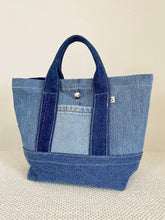 Load image into Gallery viewer, Mini Tote.